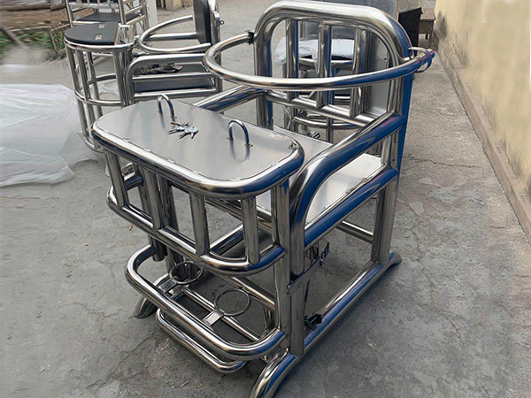 不同材質審訊椅應該如何保養(yǎng)才正確